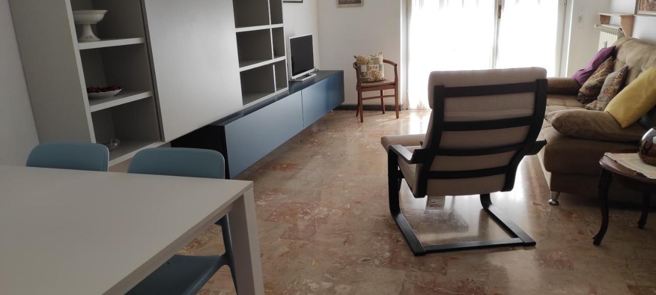 Casa Mirella Apartment Киавари Екстериор снимка